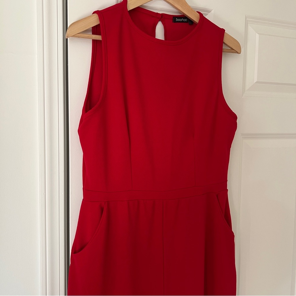 Boohoo Red Sleeveless Jumpsuit - Picture 3 of 10
